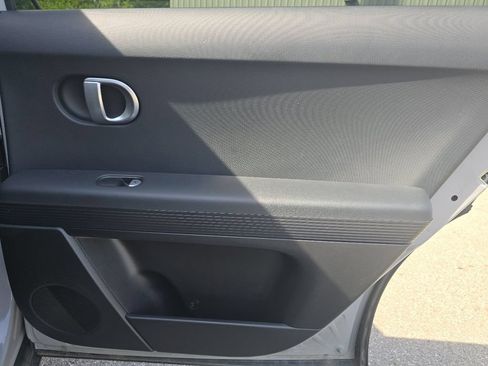 Used 2024 Hyundai Ioniq 5 SEL AWD/4WD image 23