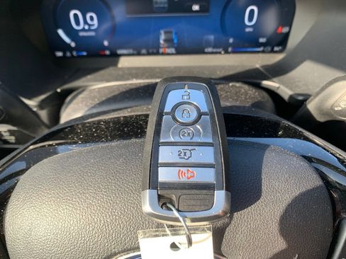 Used 2023 Ford Escape Platinum AWD/4WD image 48