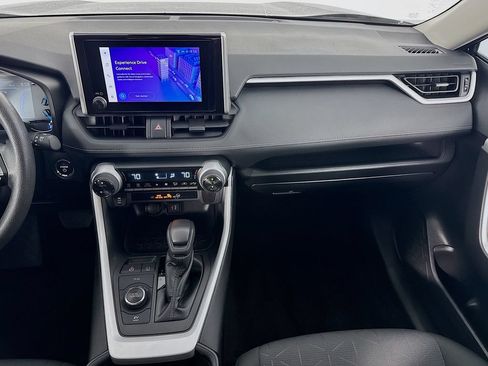 Used 2024 Toyota RAV4 AWD Hybrid image 26