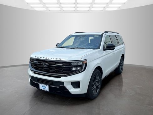 New 2025 Ford Expedition Platinum image 8