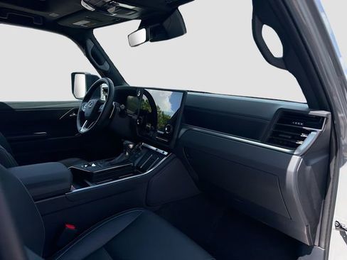 New 2026 Lexus GX 550 image 15