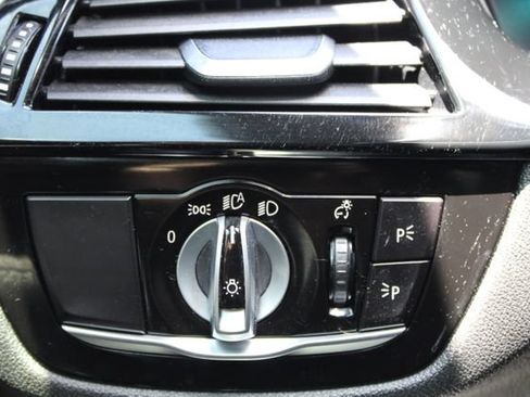Used 2021 BMW 530i w/ M Sport Package RWD image 24