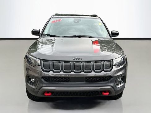 Used 2022 Jeep Compass Trailhawk w/ Trailhawk Convenience Group AWD/4WD image 4