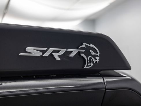 Used 2015 Dodge Challenger SRT Hellcat image 26