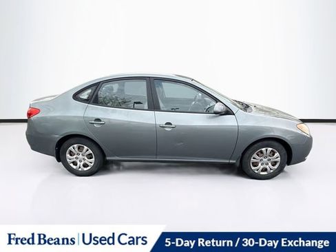 Used 2010 Hyundai Elantra GLS image 9