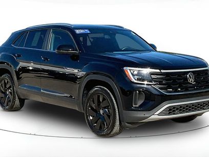 Certified 2024 Volkswagen Atlas Cross Sport SE w/ Panoramic Sunroof Package