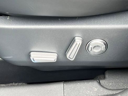 New 2026 Lincoln Nautilus Reserve w/ Jet Appearance Package image 10