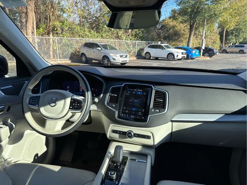 Certified 2023 Volvo XC90 B5 Core w/ Protection Package Premier image 25