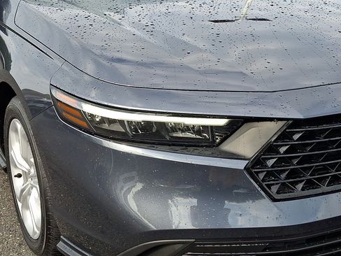 Certified 2023 Honda Accord LX image 9
