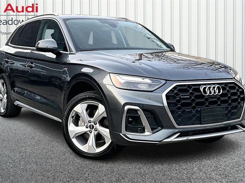 Used 2023 Audi Q5 2.0T Premium Plus w/ Premium Plus Package image 3