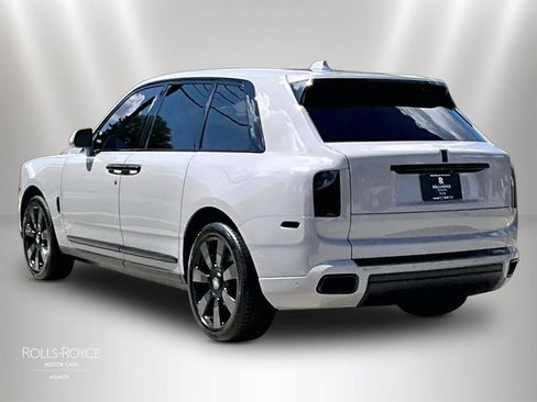 Certified 2021 Rolls-Royce Cullinan AWD/4WD image 10