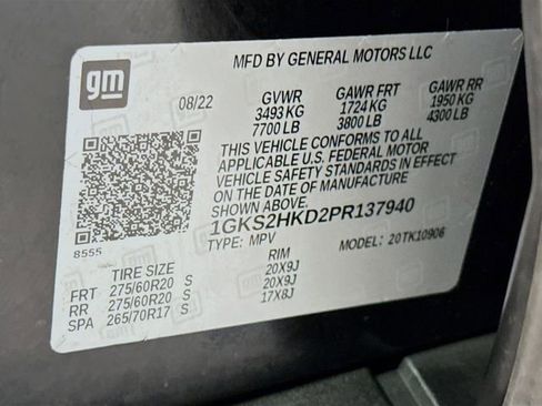 Used 2023 GMC Yukon XL AT4 w/ Technology Package image 30