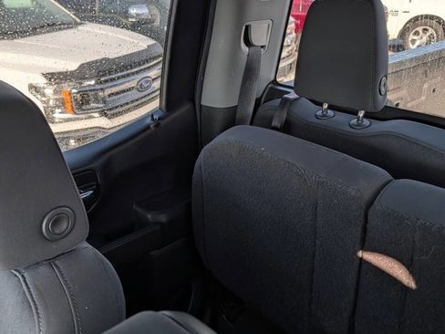 Used 2020 Chevrolet Silverado 1500 LT image 21