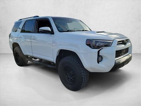 Used 2020 Toyota 4Runner TRD Off-Road Premium w/ Moonroof Package AWD/4WD image 3