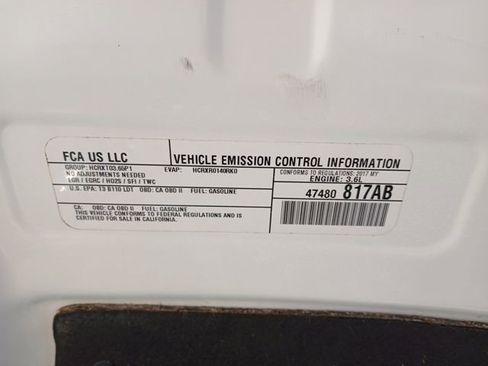 Used 2017 Chrysler Pacifica Touring w/ Tire & Wheel Group FWD image 51