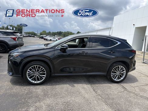 Used 2025 Lexus NX 350 AWD w/ Accessory Package (2T) image 9