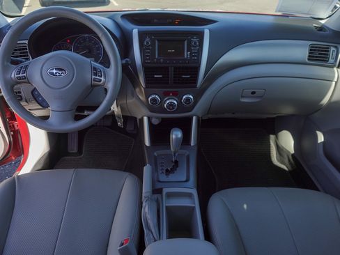 Used 2011 Subaru Forester 2.5X Limited AWD/4WD image 24