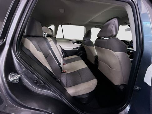 Used 2022 Toyota RAV4 XLE image 27