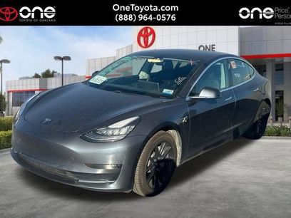Used 2020 Tesla Model 3 Standard Range