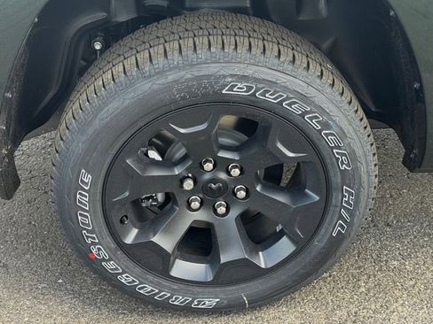 New 2026 RAM 1500 Big Horn AWD/4WD image 12