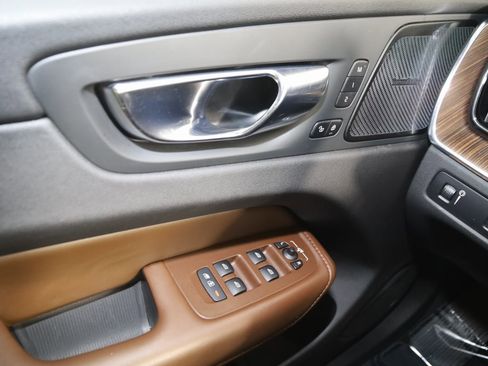 Used 2021 Volvo XC60 T5 Inscription w/ Protection Package Premier image 32