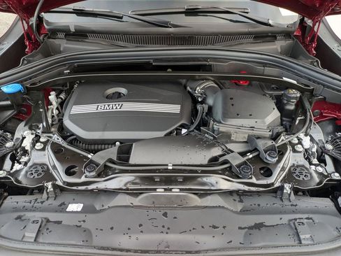 Used 2025 BMW X2 xDrive28i image 8