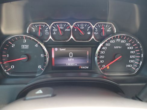 Used 2014 GMC Sierra 1500 SLT w/ SLT Crew Cab Value Package AWD/4WD image 28