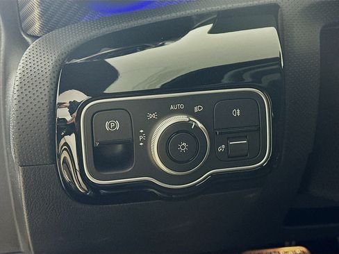 Certified 2025 Mercedes-Benz CLA 250 4MATIC image 10