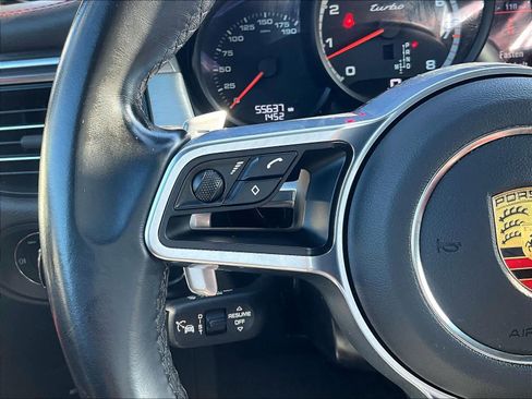 Used 2021 Porsche Macan Turbo image 23