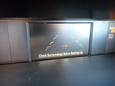 Used 2015 Subaru Forester 2.5i w/ Alloy Wheel Package image 20