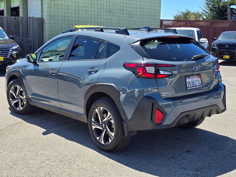 Used 2024 Subaru Crosstrek 2.0i Premium AWD/4WD image 5