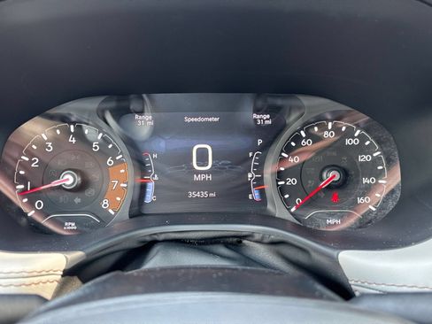 Used 2025 Jeep Compass Limited AWD/4WD image 39