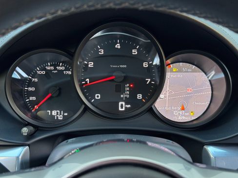 Used 2018 Porsche 718 Cayman RWD image 19