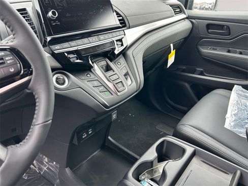 New 2026 Honda Odyssey EX-L image 10