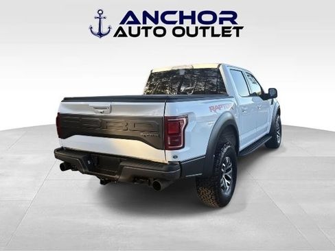 Used 2018 Ford F150 Raptor w/ Equipment Group 802A Luxury AWD/4WD image 9