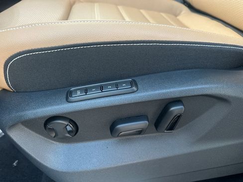 New 2026 Volkswagen Atlas Cross Sport SEL image 4