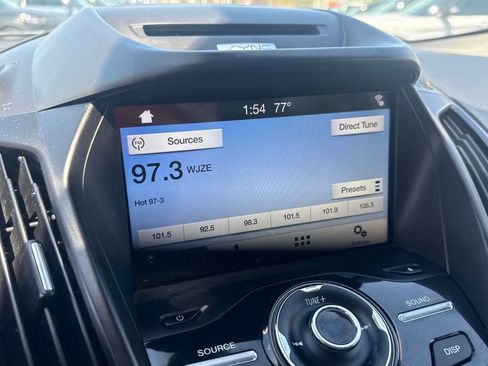 Used 2017 Ford Escape Titanium FWD image 35