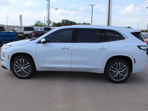 New 2026 Buick Enclave Avenir w/ Super Cruise Package AWD/4WD image 2