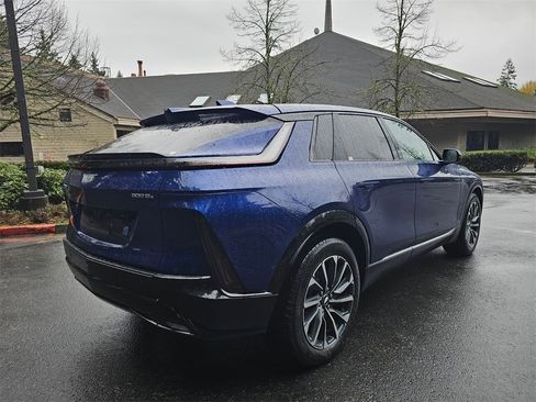 New 2026 Cadillac Lyriq Premium Sport image 5