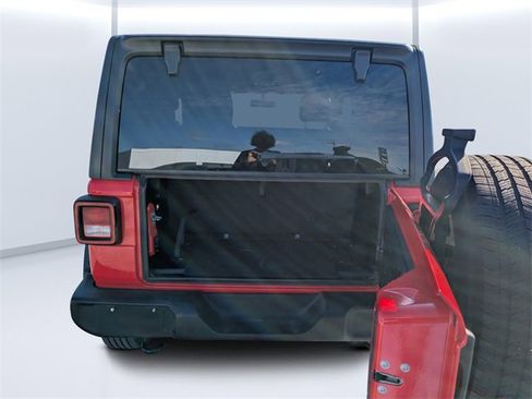 Used 2020 Jeep Wrangler Sport S image 12