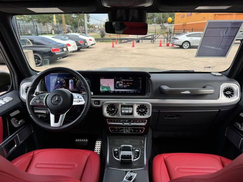 Used 2024 Mercedes-Benz G 550 image 36