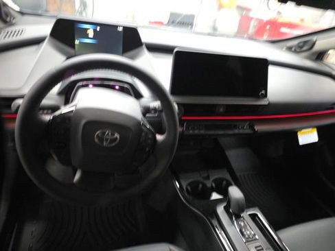 New 2026 Toyota Prius XSE Premium image 9