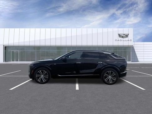 Certified 2024 Cadillac Lyriq Luxury w/ LPO, Floor Liner Package AWD/4WD image 5