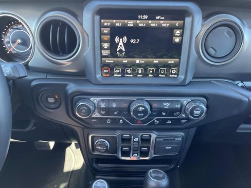 Used 2023 Jeep Wrangler Sport S image 14