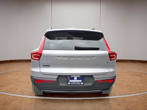 Certified 2026 Volvo XC40 B5 Plus AWD/4WD image 6