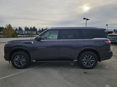 New 2026 INFINITI QX80 Pure image 5