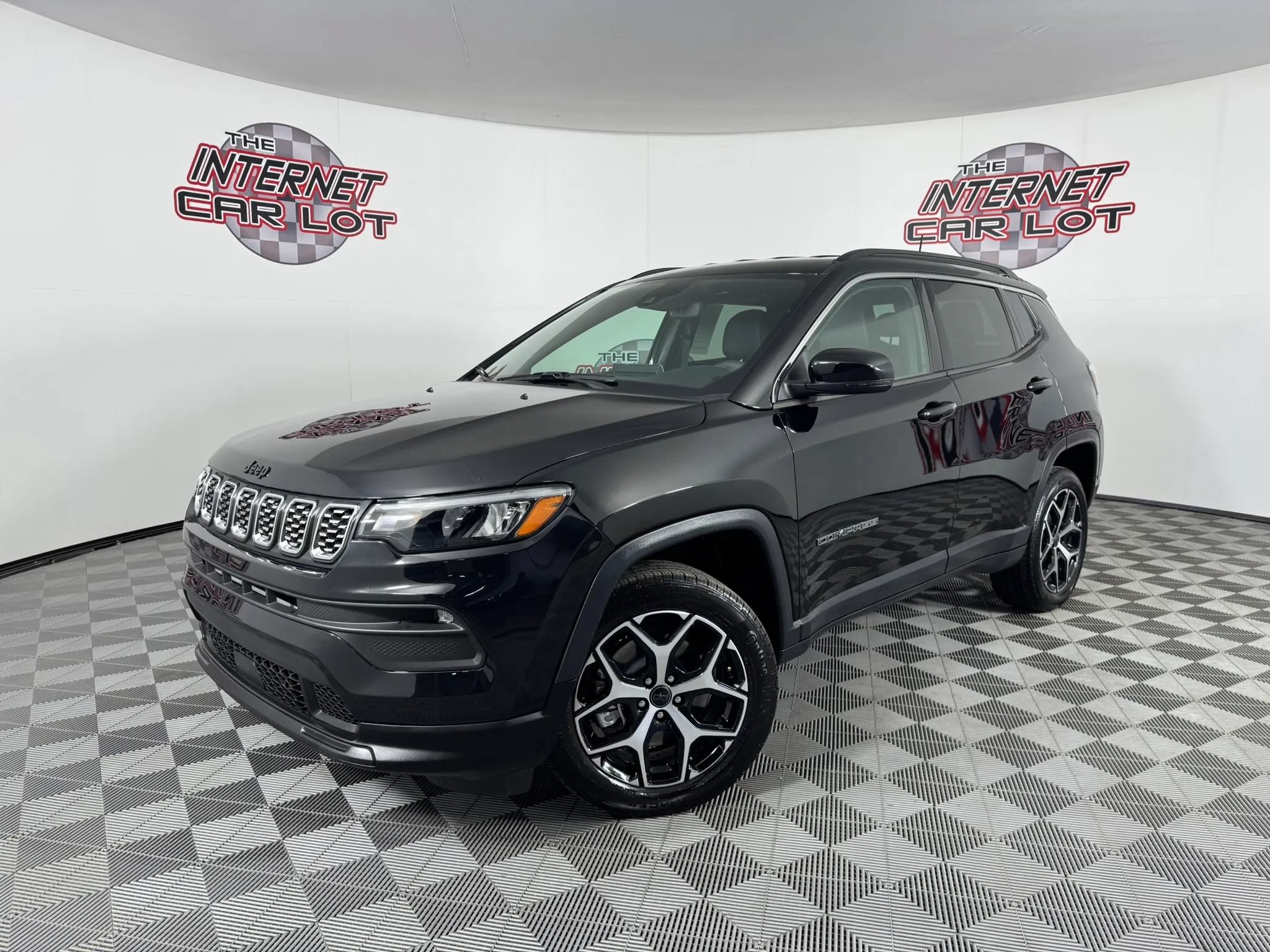 Used 2026 Jeep Compass Limited AWD/4WD image 1