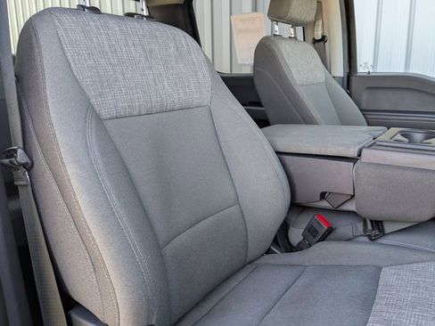 Used 2025 Ford F250 XLT image 28