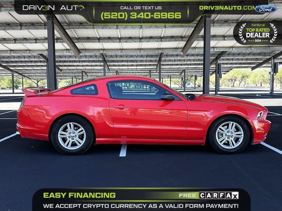 Used 2014 Ford Mustang Coupe RWD image 8