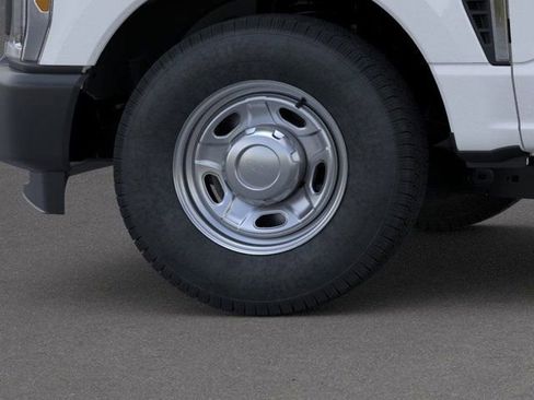 New 2026 Ford F250 XL image 19